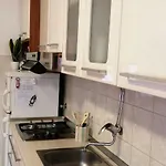 Apartman Stone Split