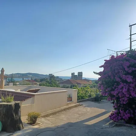 Apartman Stone Split