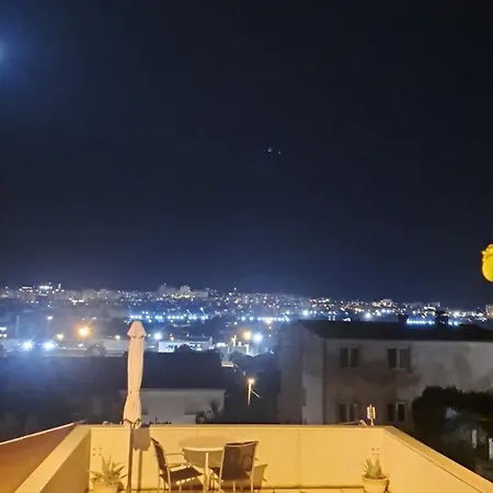 Stone Апартаменты *